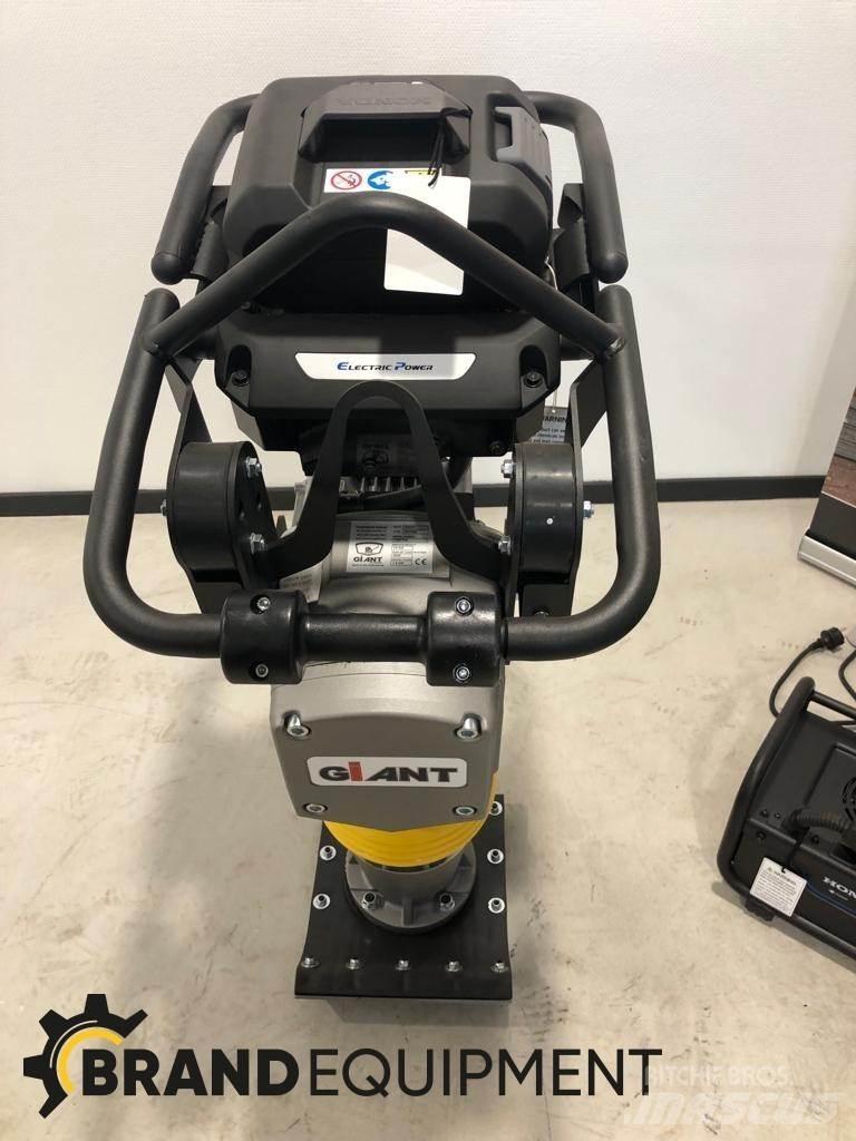 GiANT GR740E Trilmachines