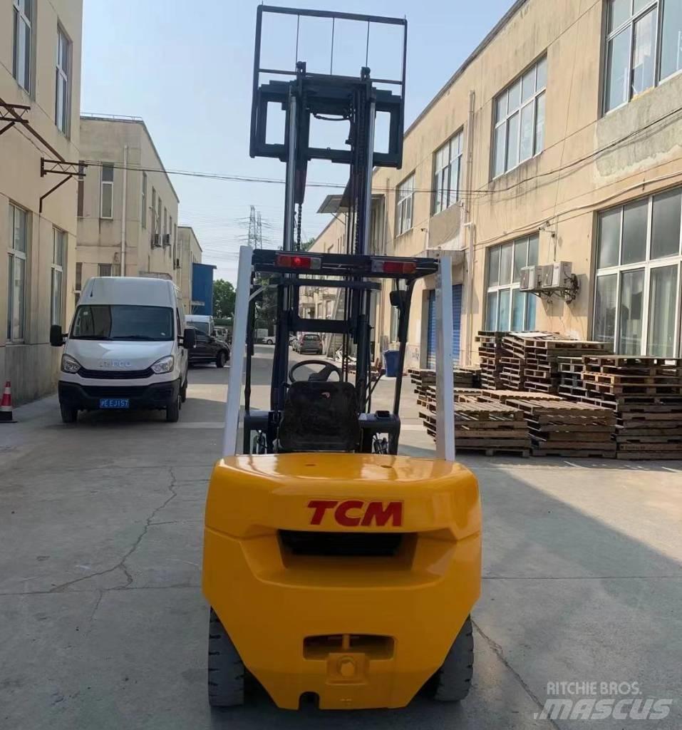 TCM FD30 Reachtruck voor hoog niveau