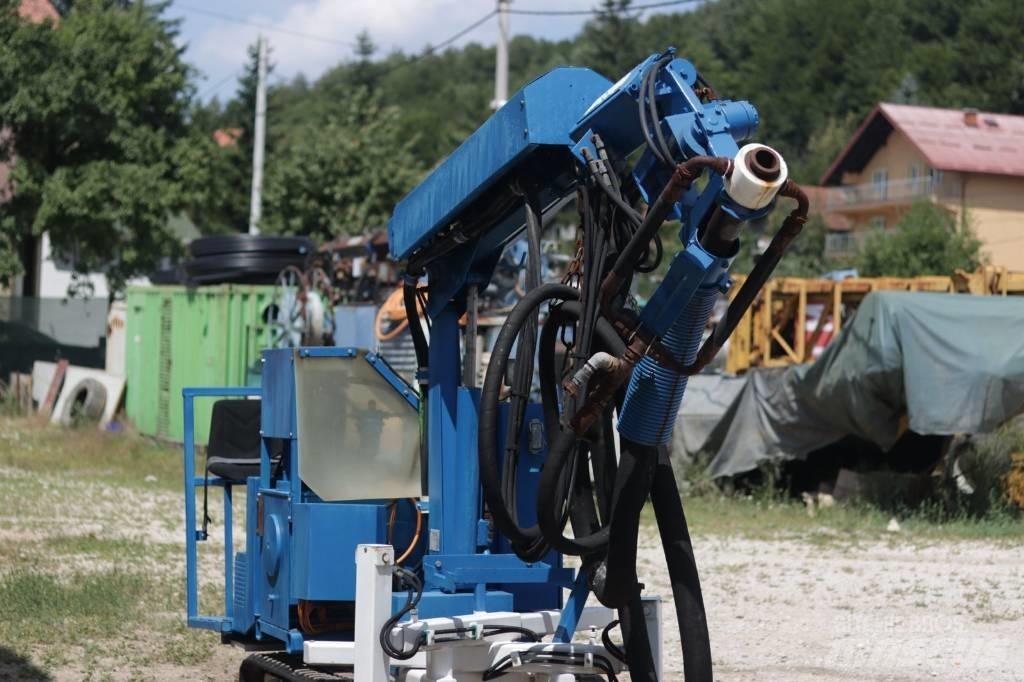 Meyco ORUGA Beton verdeelmasten