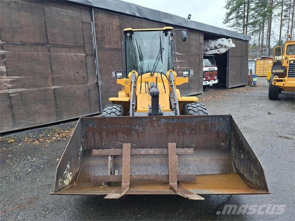 Volvo L30B Wielladers
