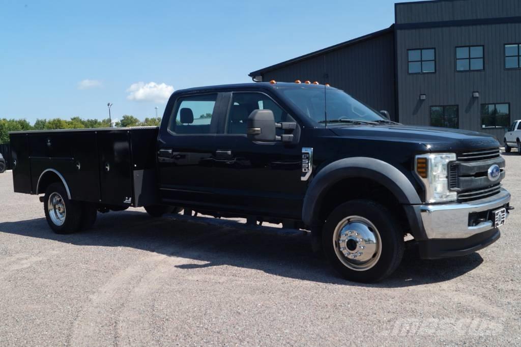 Ford F 550 XL SD Bestelwagens met open laadbak