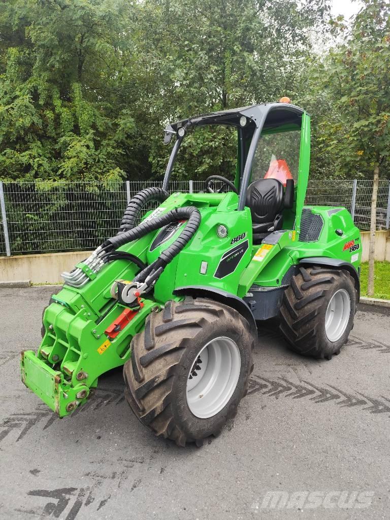 Avant 860 i Knik- en schrankladers