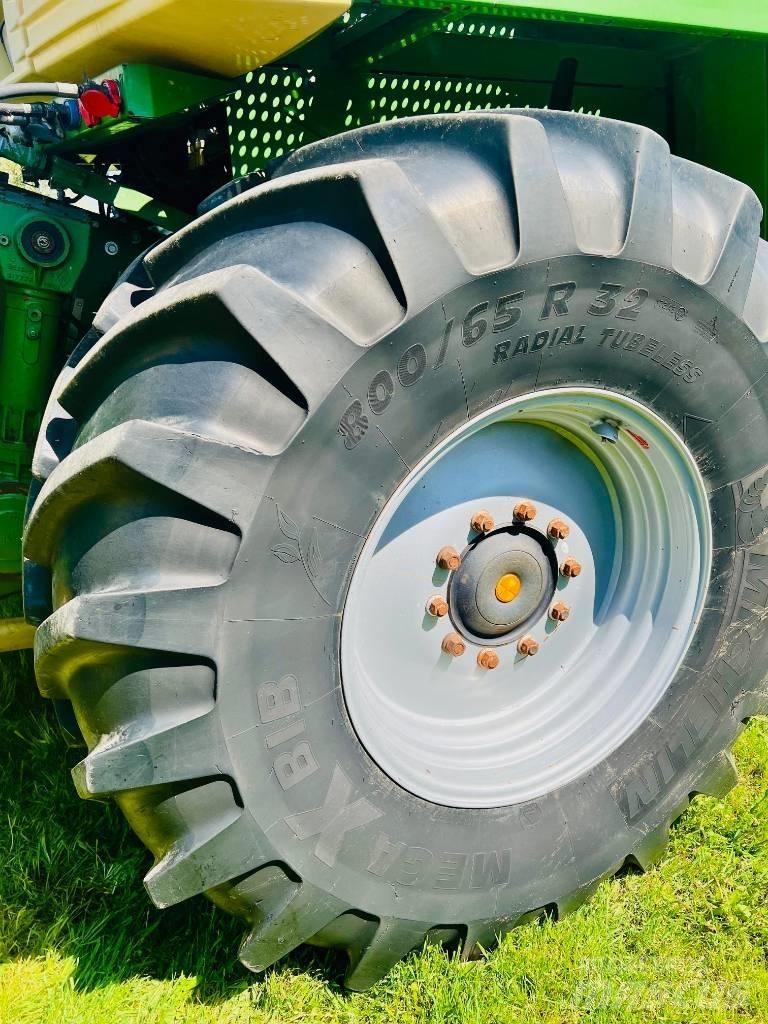 Krone Big X 650 Getrokken veldhakselaar