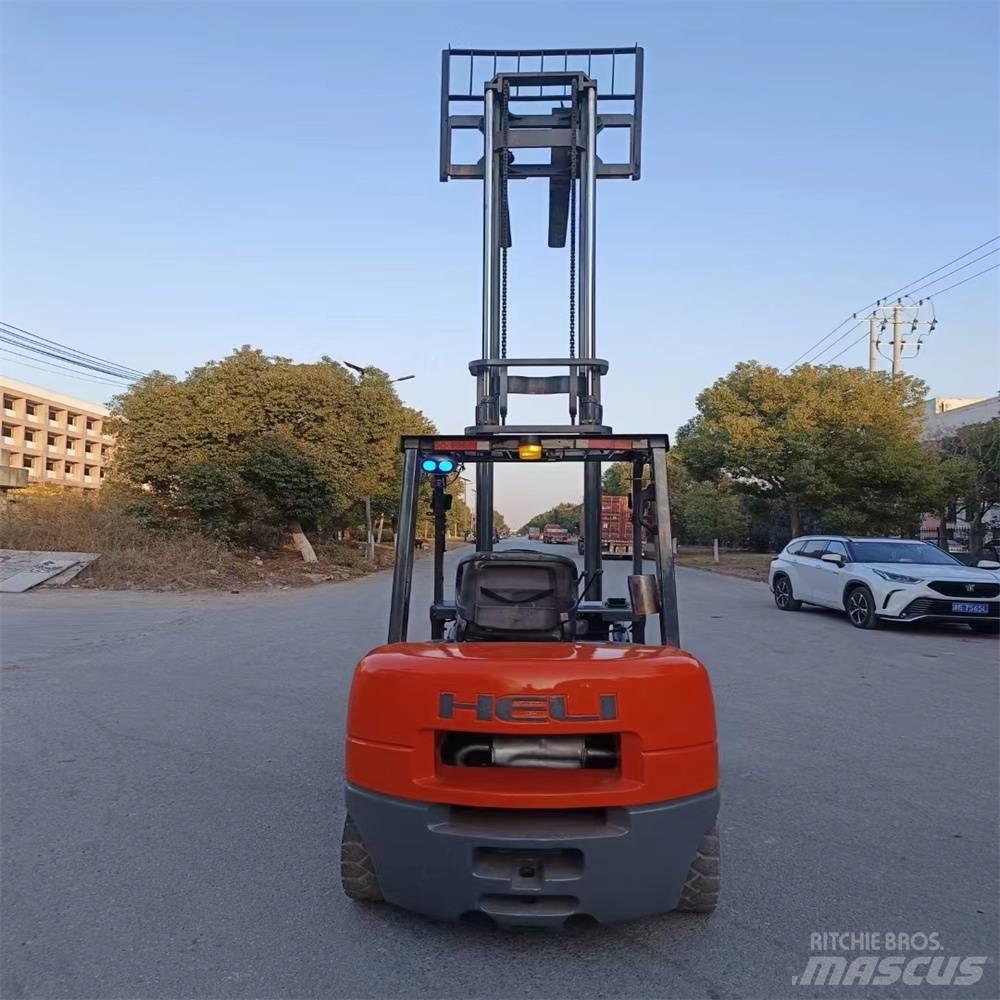 Heli CPC 30 Diesel heftrucks