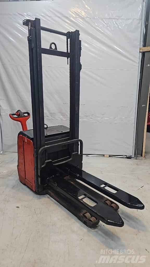 Linde L14 Stapelaar meeloop