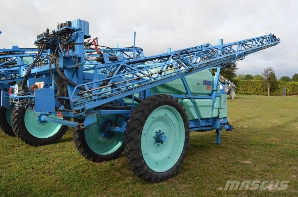 Berthoud Mack 32 Getrokken spuitmachines