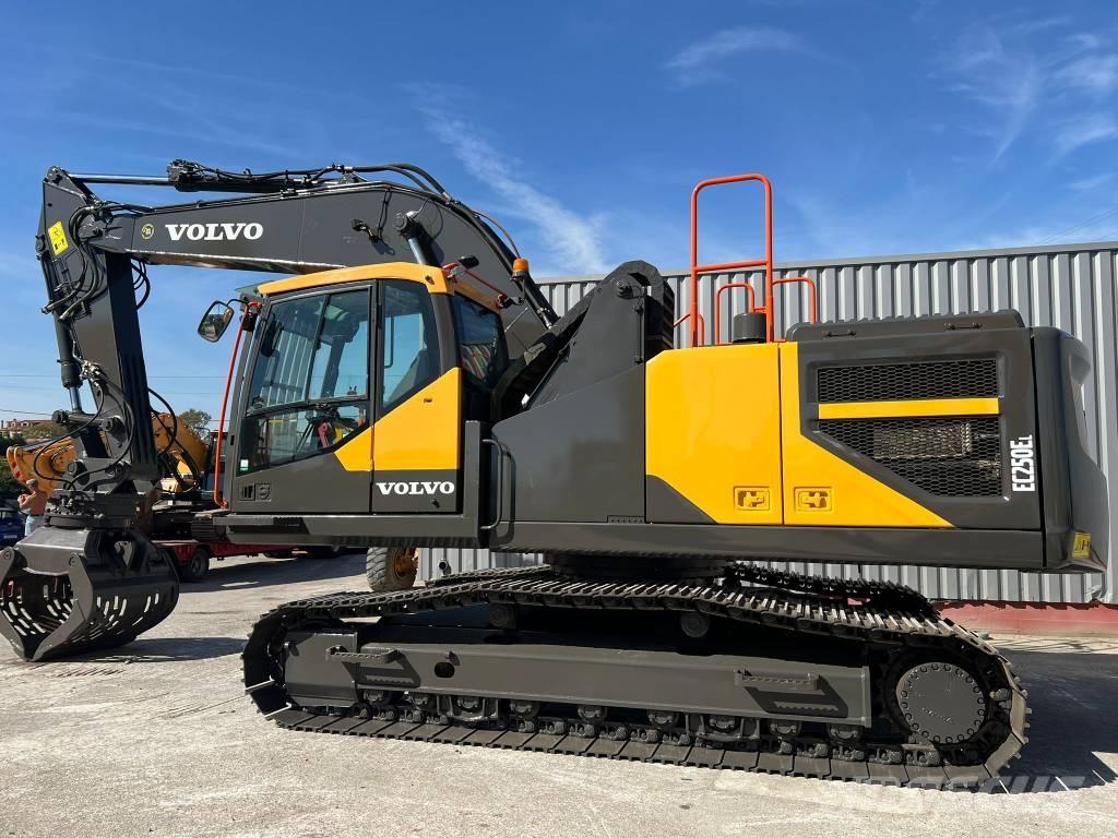 Volvo EC 250 EL Rupsgraafmachines