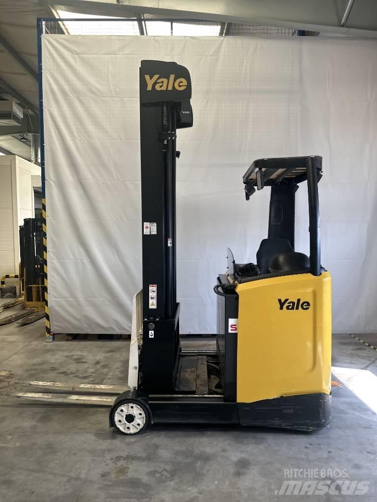 Yale mr14 Reachtruck voor hoog niveau