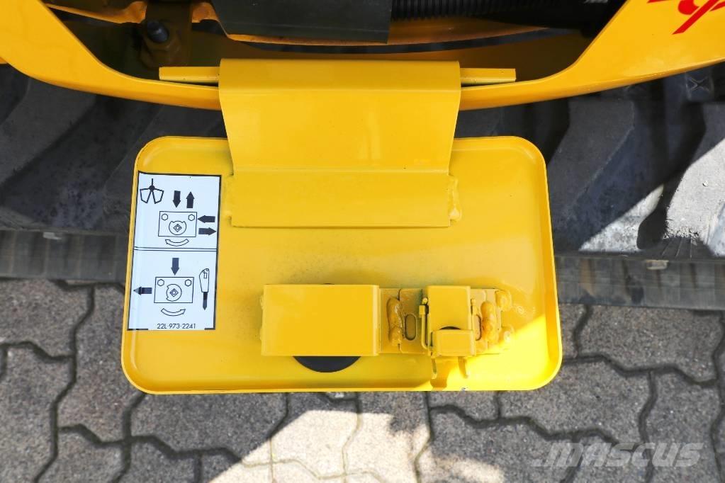 Komatsu PC 25 MR5 Minigraafmachines < 7t