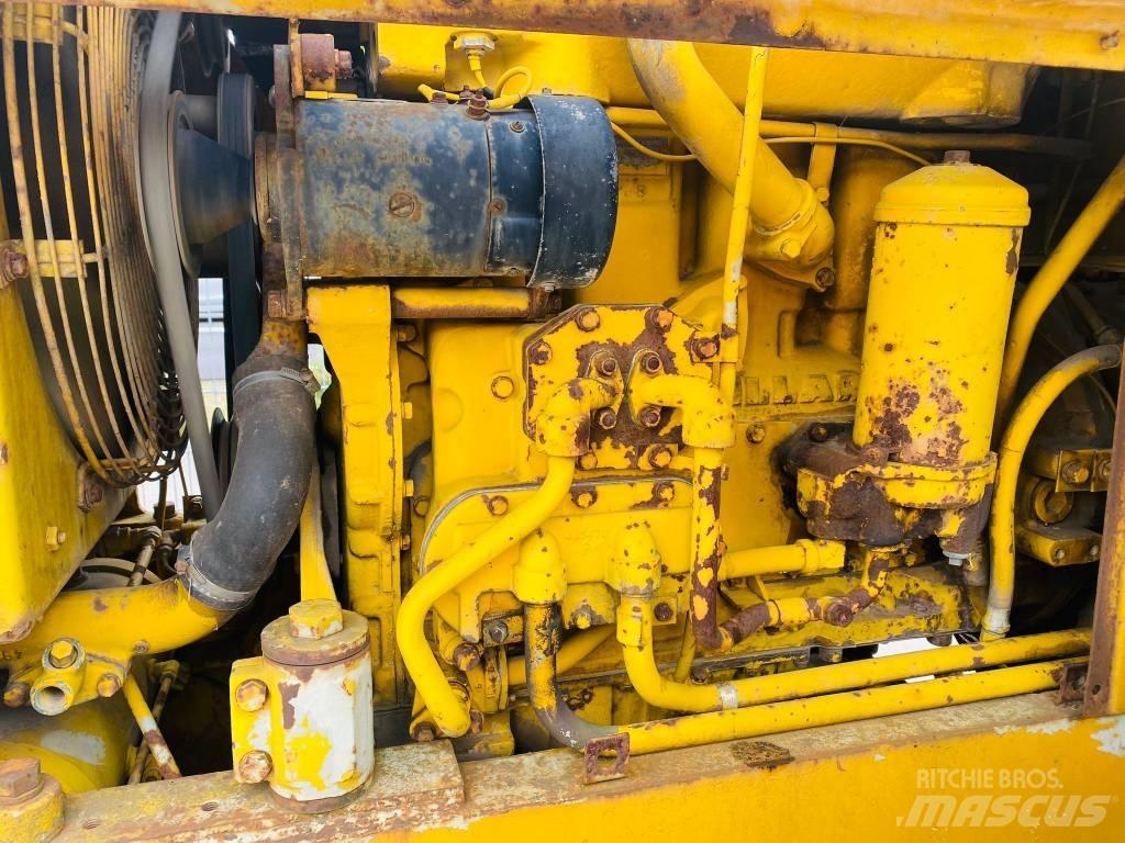 CAT 922 B Wielladers