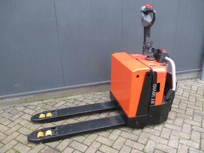 BT LPE 200-6 Meerij pallettruck met platform