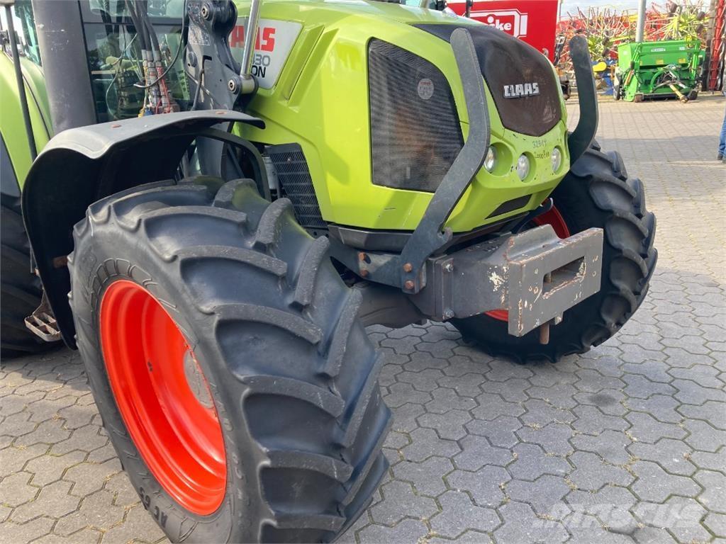 CLAAS Arion 430 Tractoren