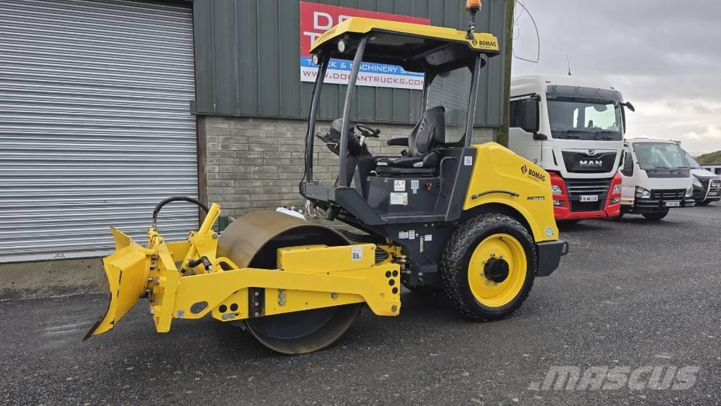 Bomag BW 124 DH Trilrolwalsen