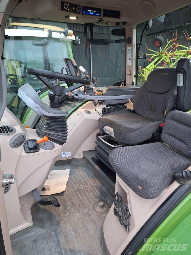 Fendt 718 Vario Tractoren