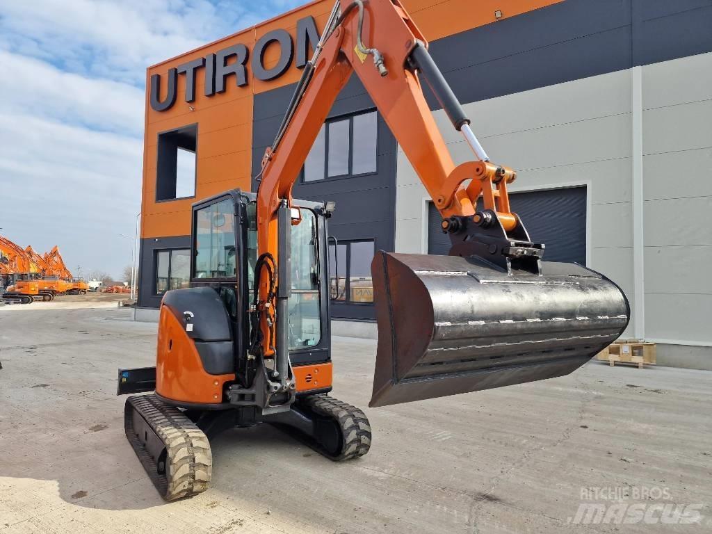 Hitachi ZX38U-6 Minigraafmachines < 7t