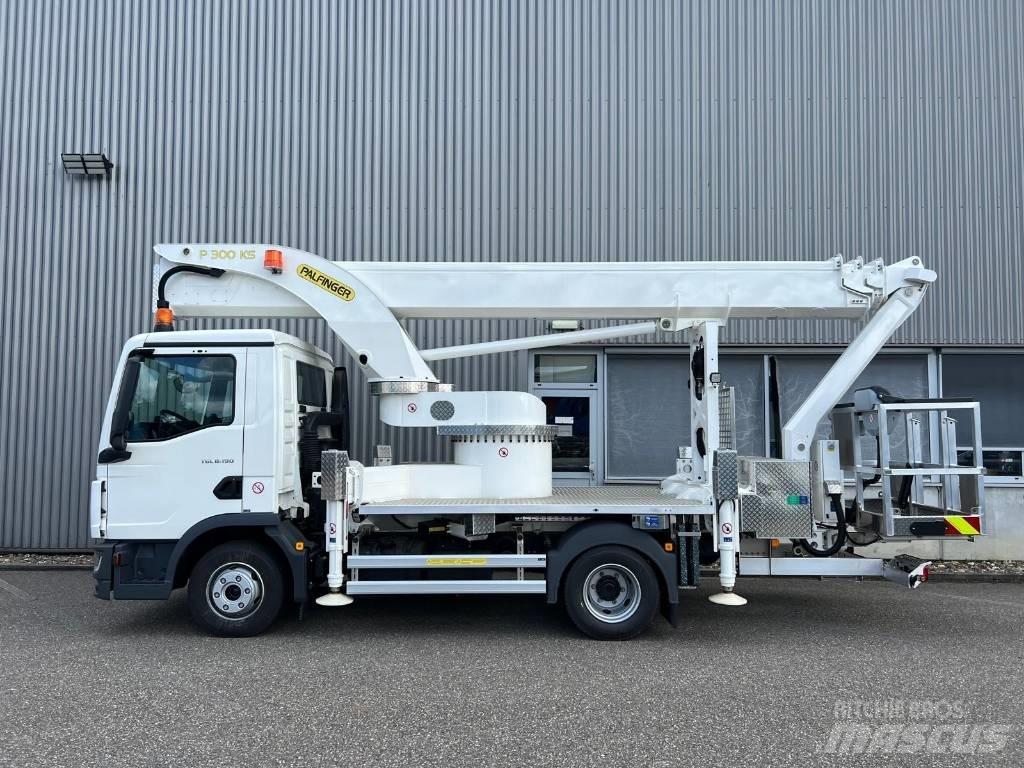 Palfinger P 300 KS Auto hoogwerkers