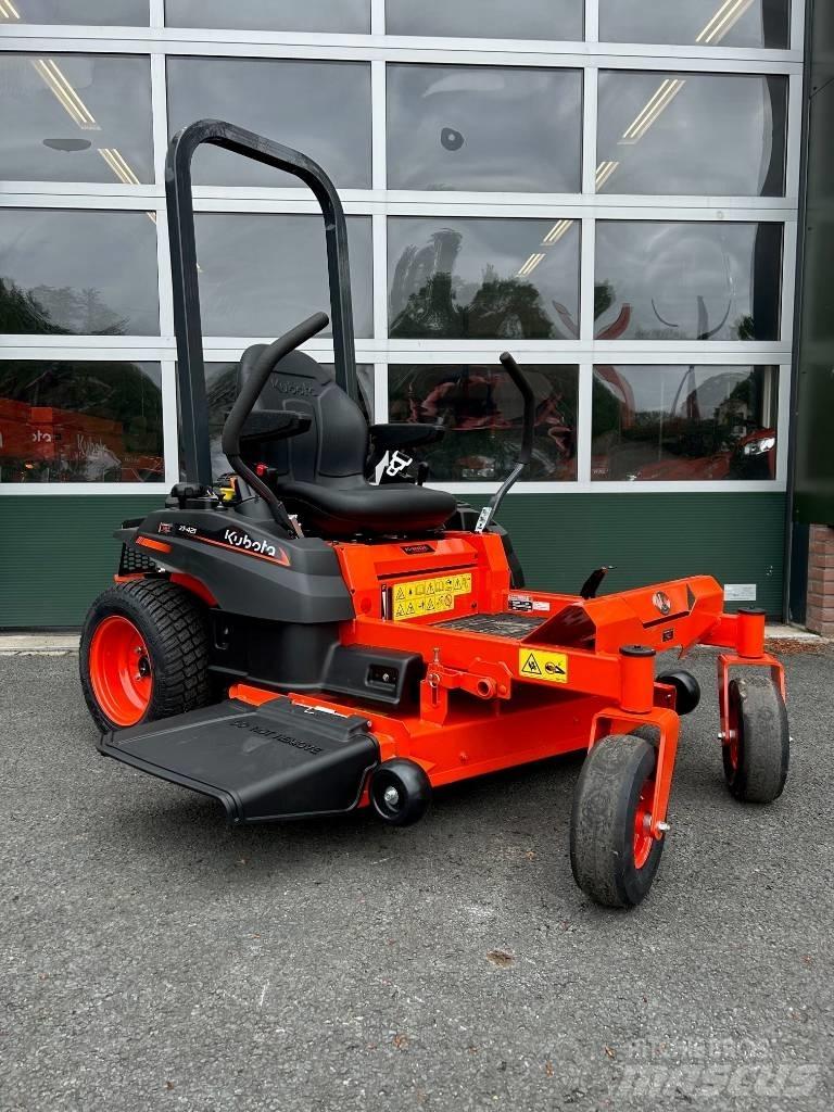 Kubota Z1421 Zero-turn grasmaaiers