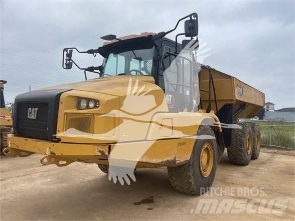 CAT 730 Knik dumptrucks