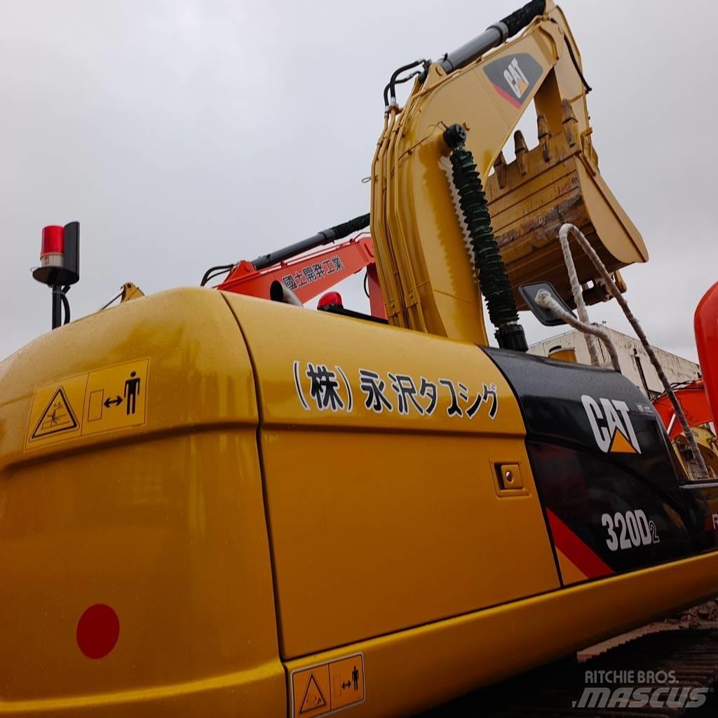 CAT 320 D Rupsgraafmachines