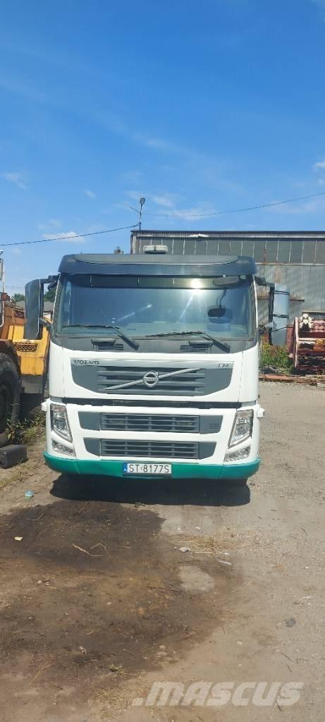 Volvo FM 330 Chassis met cabine