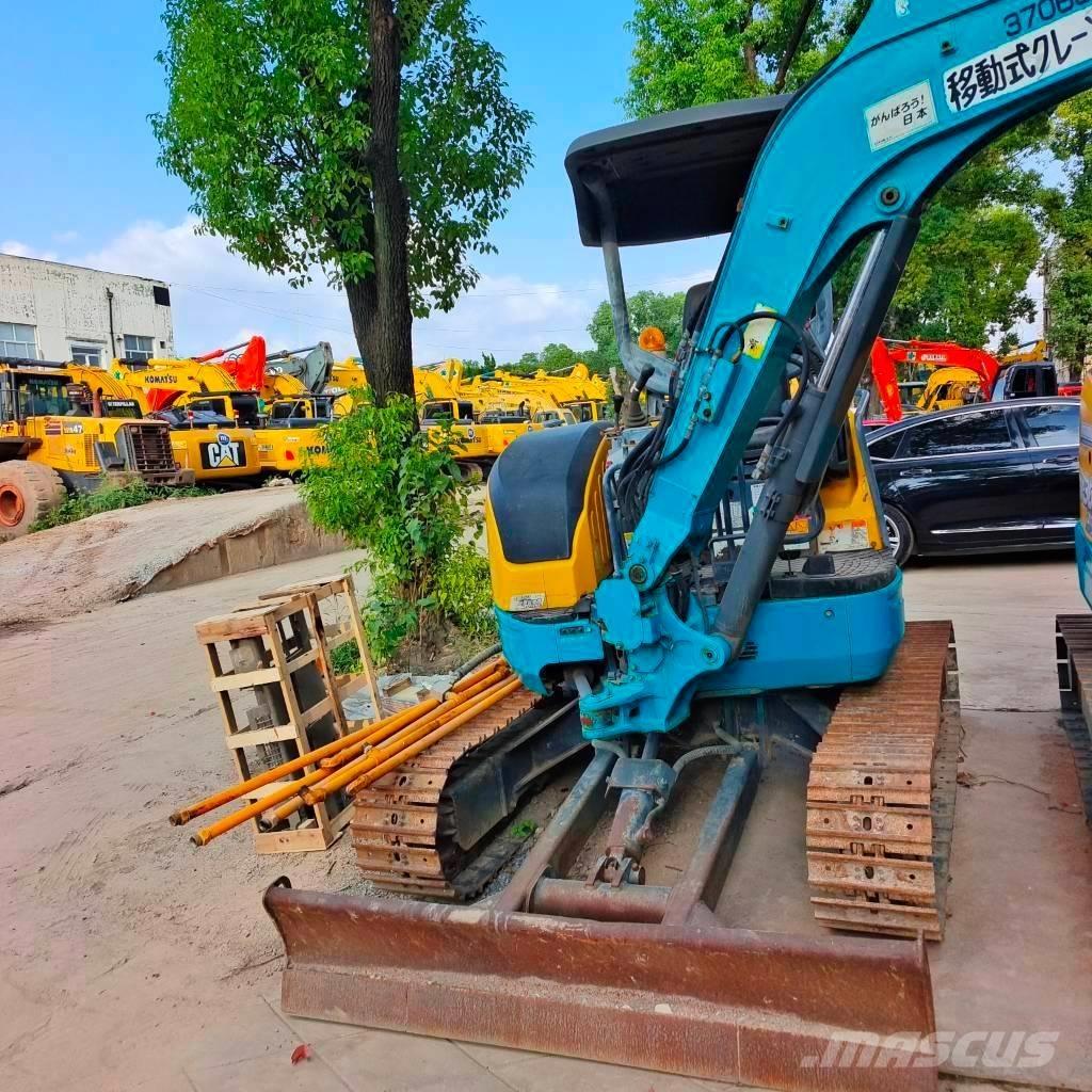 Kubota U30 Minigraafmachines < 7t