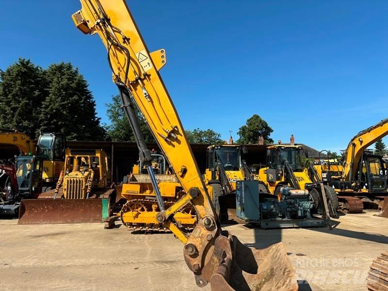 JCB JS 220 LR Rupsgraafmachines