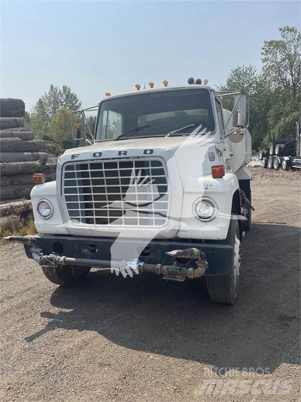 Ford 8000 Water tankwagens