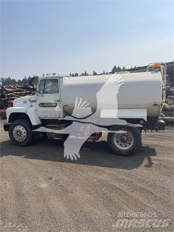 Ford 8000 Water tankwagens