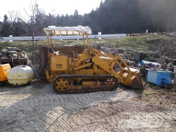 Komatsu D20S-3 Rupsdozers