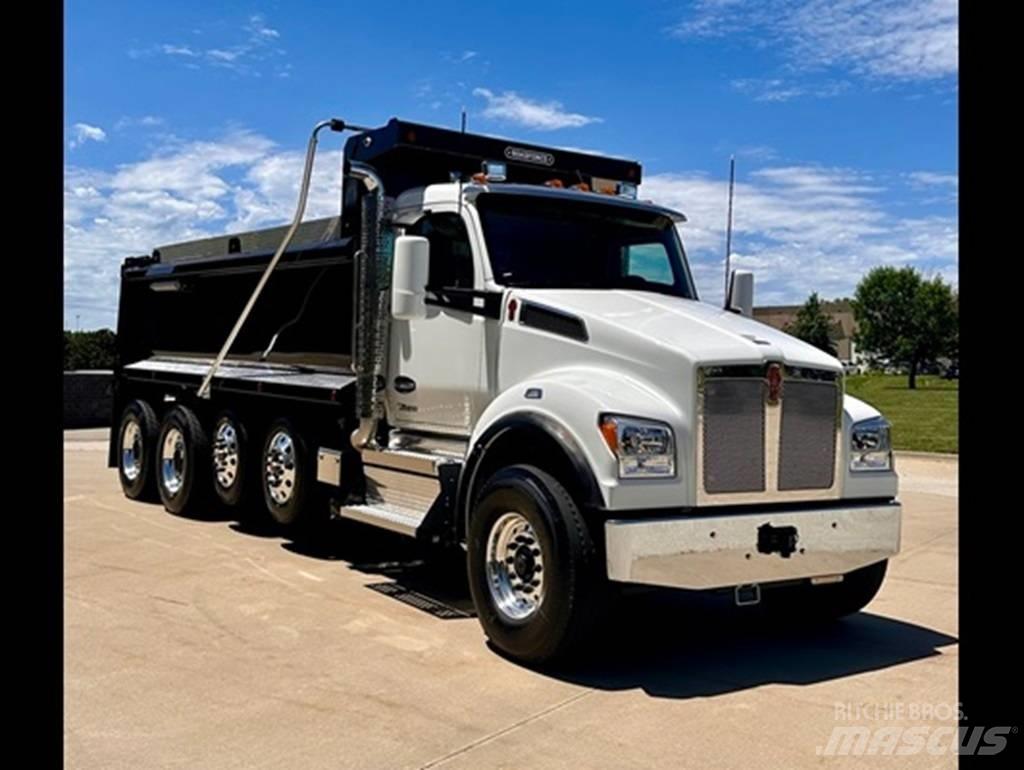 Kenworth T 880 Trekkers