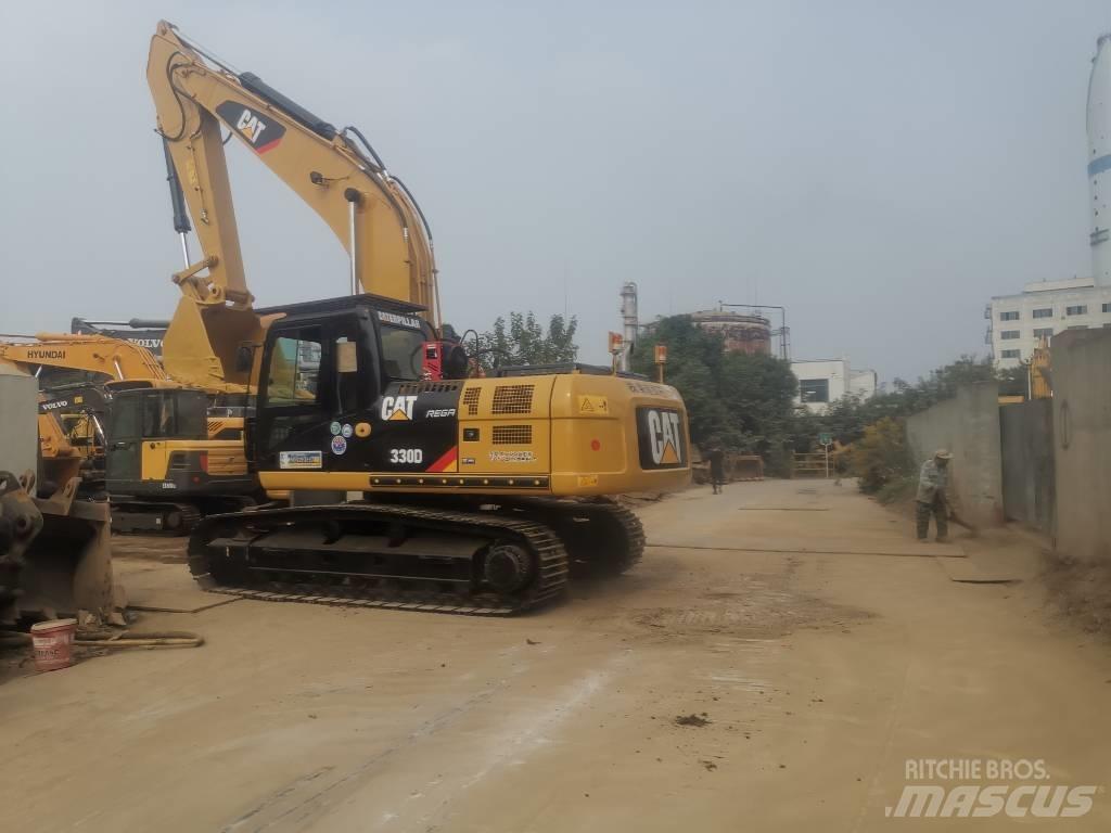 CAT 330 D Rupsgraafmachines