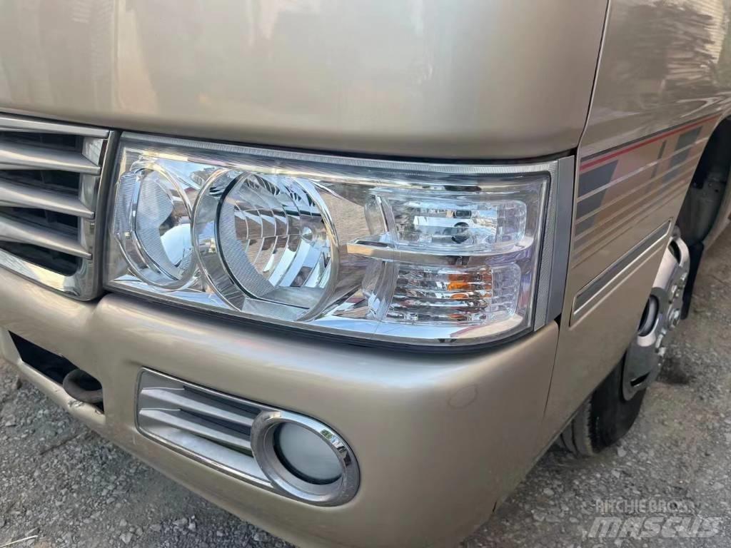 Toyota Coaster Bus Minibussen