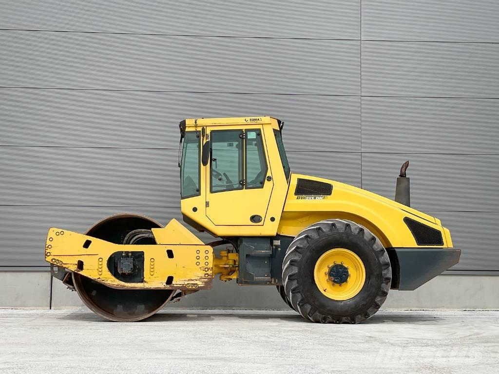 Bomag BW 213 DH-4 Trilrolwalsen