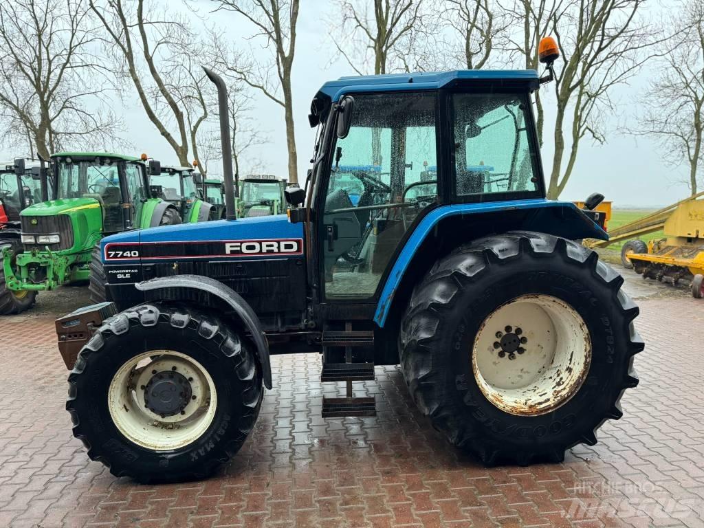 Ford 7740 Tractoren