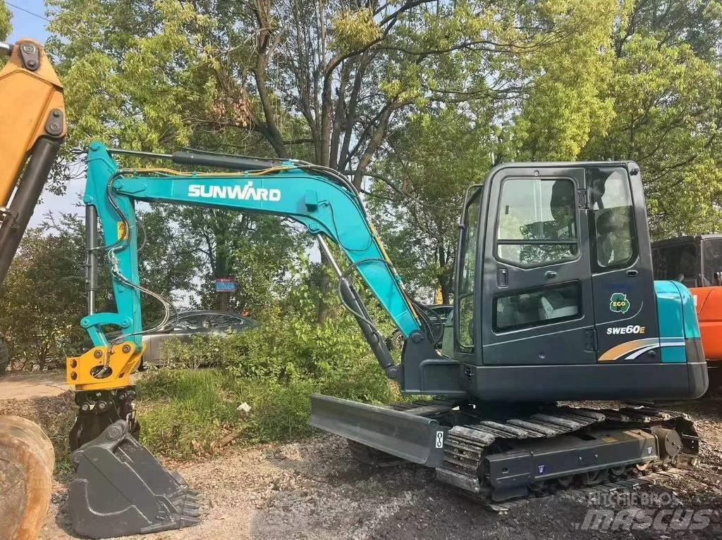 Sunward SWE 60 Rupsgraafmachines
