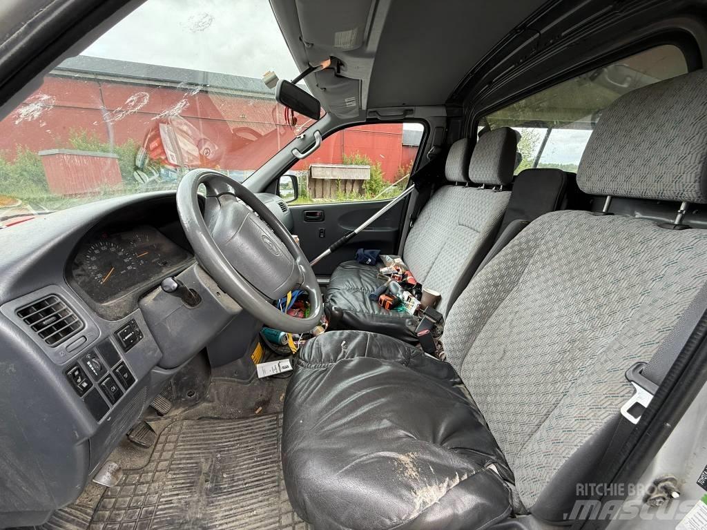 Toyota Hiace 4x4 Gesloten bedrijfswagens