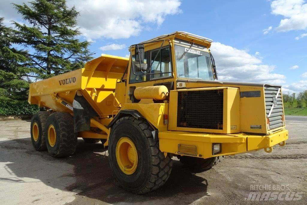 Volvo A 25 C Knik dumptrucks