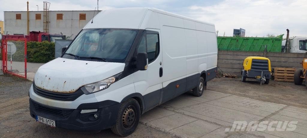 Iveco 35-180 Gesloten bedrijfswagens