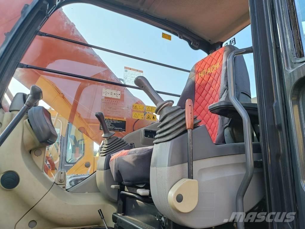 Hitachi ZX 250 LC Rupsgraafmachines