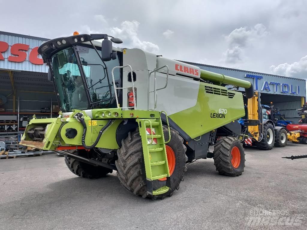 CLAAS Lexion 670 Maaidorsmachines