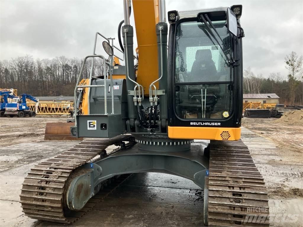 Liebherr R924 Rupsgraafmachines