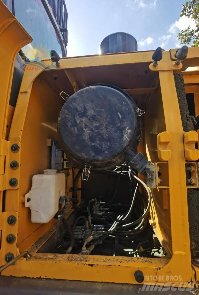 Volvo EC 240 Rupsgraafmachines