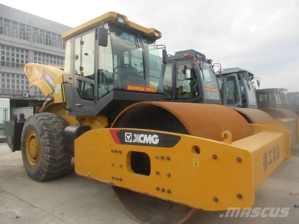 XCMG XS 263 J Trilrolwalsen