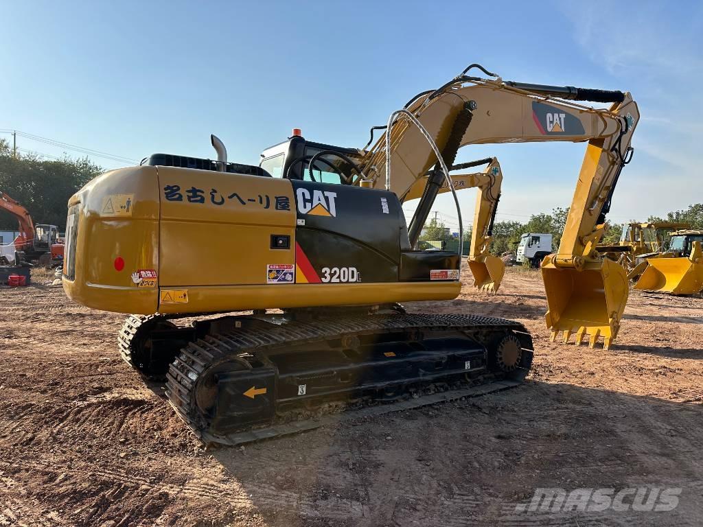 CAT 320 D L Rupsgraafmachines