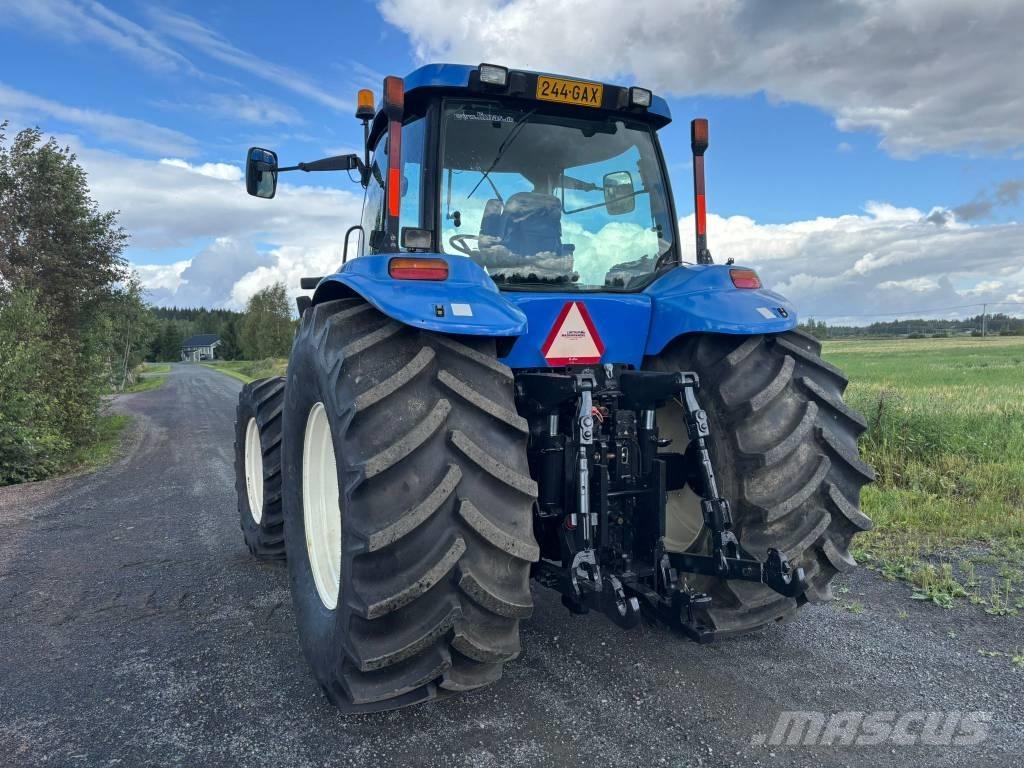 New Holland TG 285 Tractoren