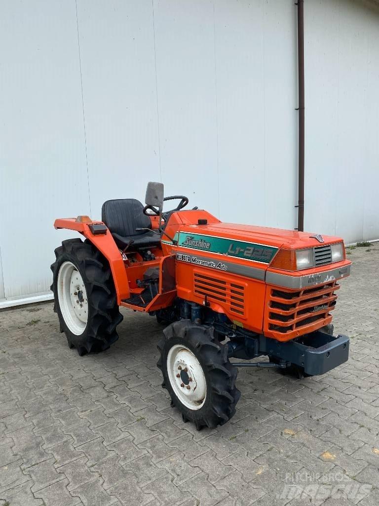 Kubota L1-225 Compacttrekkers