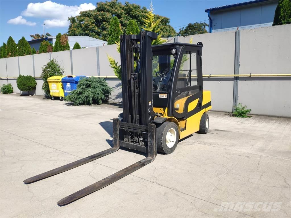 Yale GDP35VX Diesel heftrucks