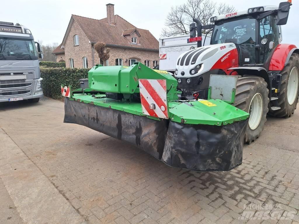 John Deere 131 Maaikneuzers