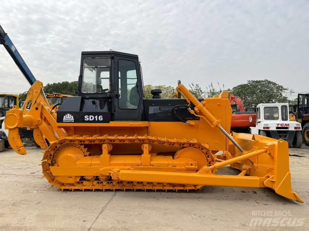 Shantui SD 16 Rupsdozers