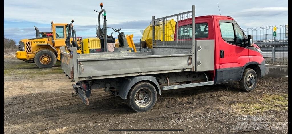 Iveco 35C 13 Bestelwagens met open laadbak